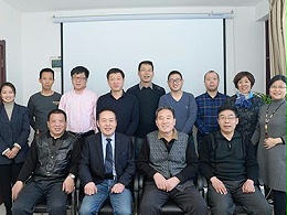 原子泵業(ye)團隊合影(ying)